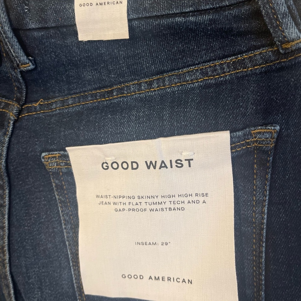 NWT Good American Good Waist Chewed Pocket Jeans - Picture 3 of 6